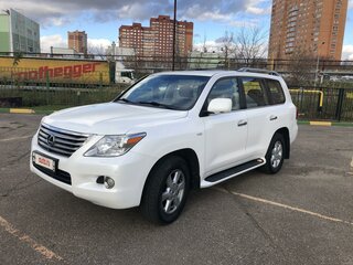 2011 Lexus LX 570 III, белый, 5000000 рублей, вид 1