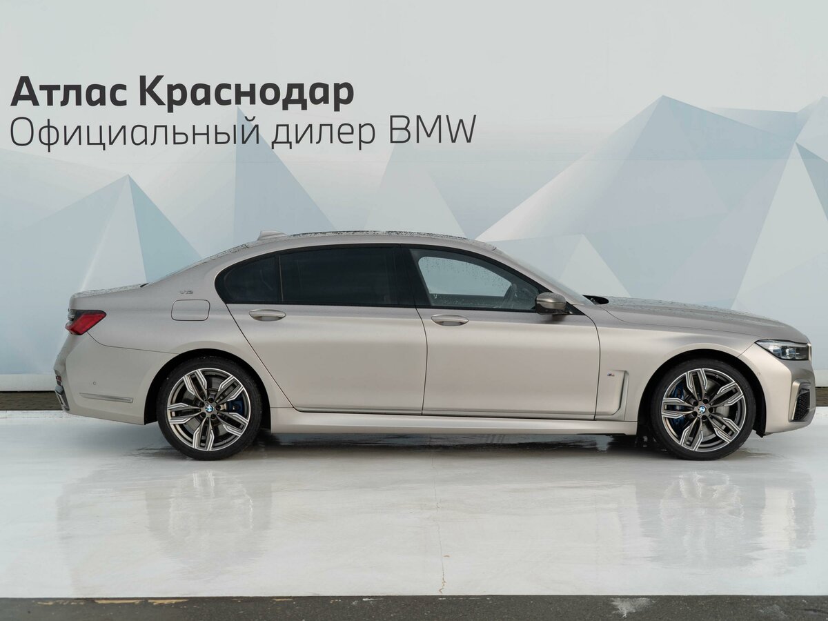 2019 BMW 7 серии Long M760Li xDrive VI (G11/G12) Рестайлинг, серебристый, 9350000 рублей - вид 2