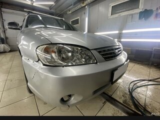 2004 Kia Spectra I Рестайлинг 2, серебристый, 155000 рублей, вид 1