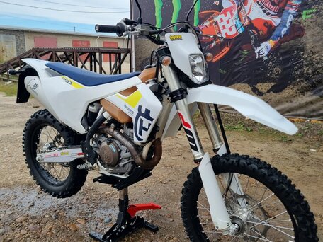 Husqvarna 501 enduro for sale deals