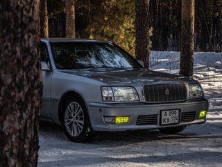 1998 Toyota Crown Majesta II (S150), серебристый, 1600000 рублей, вид 1