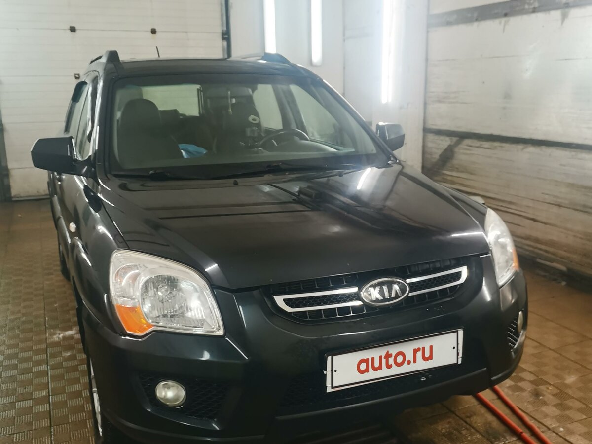 Kia Sportage 2010 черный