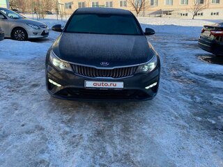 2019 Kia Optima IV Рестайлинг, серый, 1700000 рублей, вид 1