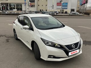 2018 Nissan Leaf II (ZE1), белый, 1500000 рублей, вид 1