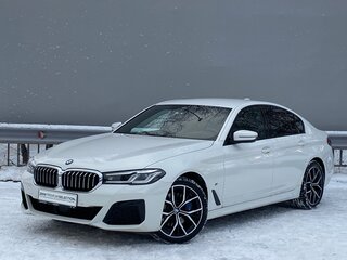 2020 BMW 5 серии 530d xDrive VII (G30/G31) Рестайлинг, белый, 5462000 рублей, вид 1