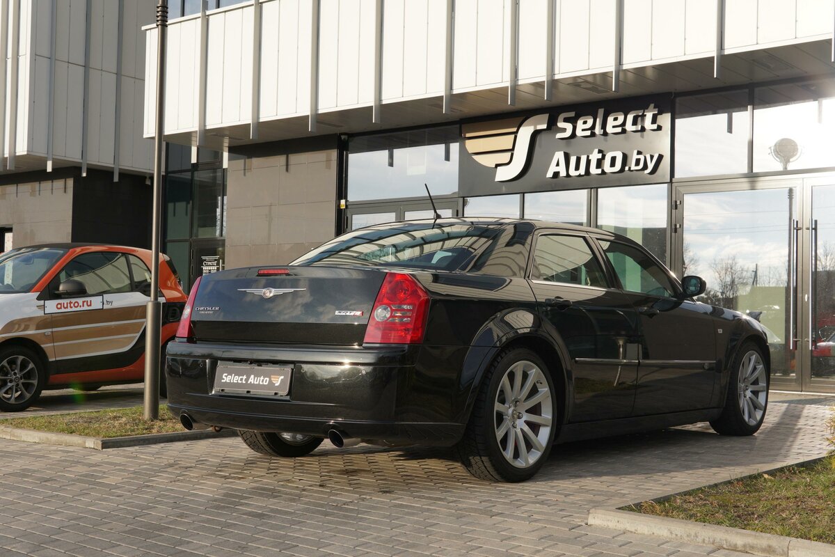 2008 Chrysler 300C SRT8 I, чёрный, 1533806 рублей - вид 5