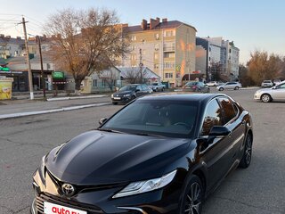 2021 Toyota Camry VIII (XV70) Рестайлинг, чёрный, 3580000 рублей, вид 1
