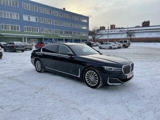 2019 BMW 7 серии Long 730Ld xDrive VI (G11/G12) Рестайлинг, чёрный, 6500000 рублей, вид 1