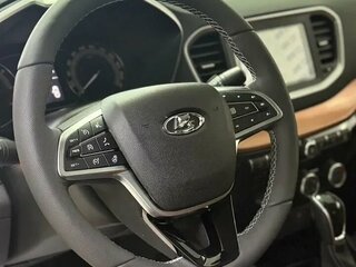 2025 Lada (ВАЗ) Vesta I Рестайлинг (NG), белый, 1822000 рублей, вид 5