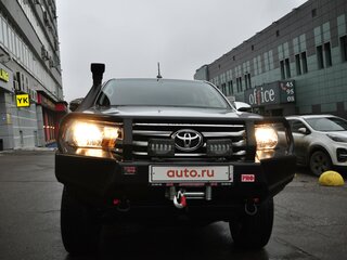 2019 Toyota Hilux VIII, серебристый, 3600000 рублей, вид 1
