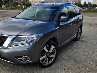 2015 Nissan Pathfinder IV, серый, 1799000 рублей, вид 1