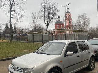 1999 Volkswagen Golf IV, серебристый, 240000 рублей, вид 1
