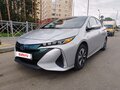 2018 Toyota Prius IV Рестайлинг (XW50), серебристый, 2300000 рублей