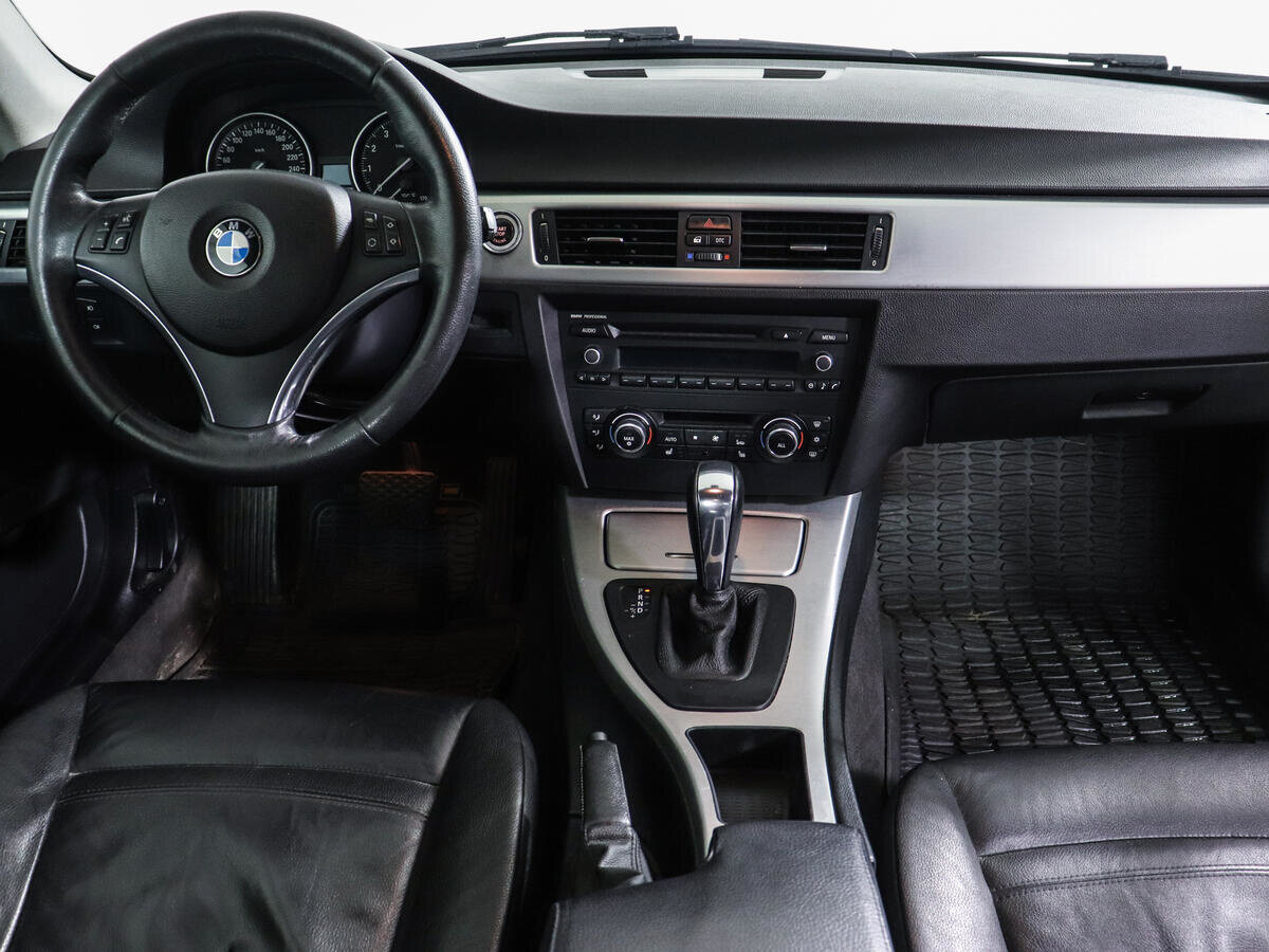 2010 BMW 3 серии 325i V (E90/E91/E92/E93) Рестайлинг, чёрный - вид 11