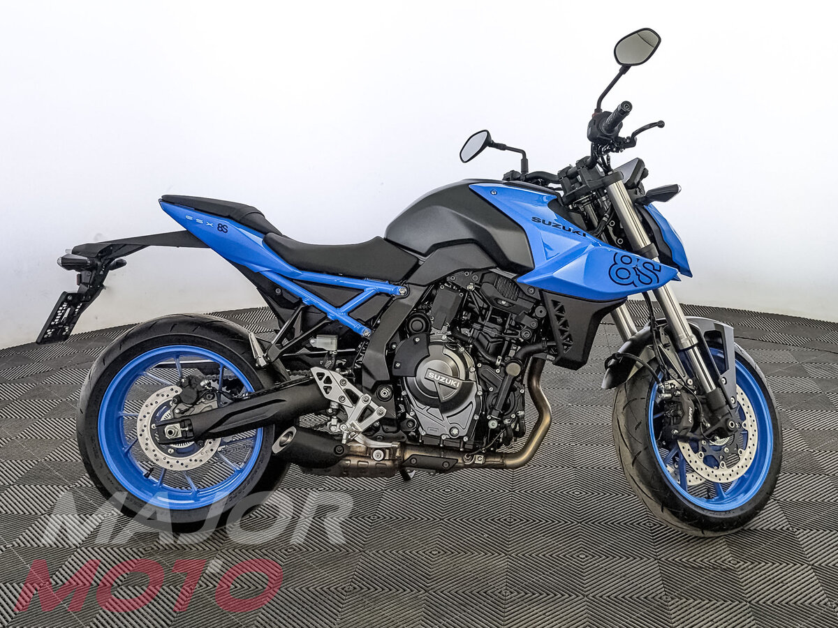 Suzuki GSX-8S