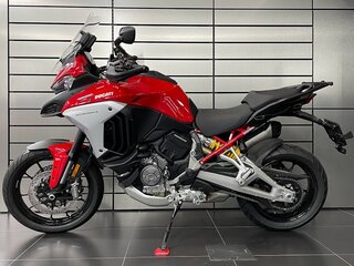2021 Ducati Multistrada V4, красный, 1700000 рублей, вид 1