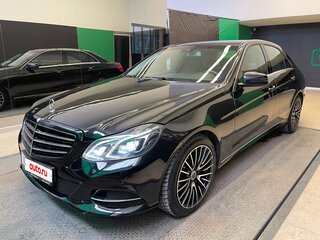 2015 Mercedes-Benz E-Класс 300 IV (W212, S212, C207) Рестайлинг, чёрный, 1800000 рублей, вид 3