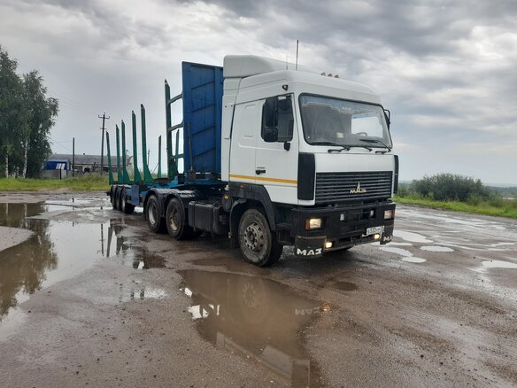 2011 МАЗ 5340, белый, 2200000 рублей - вид 2