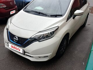 2017 Nissan Note e-Power II Рестайлинг, белый, 1180000 рублей, вид 1