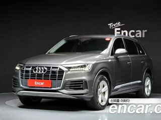 2021 Audi Q7 45 TDI II (4M) Рестайлинг, серебристый, 4700000 рублей, вид 1