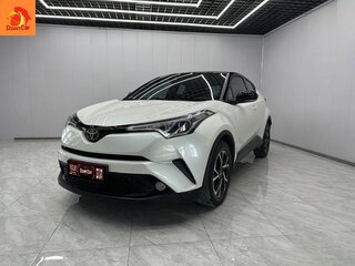 2021 Toyota C-HR I Рестайлинг, белый, 1540000 рублей, вид 1