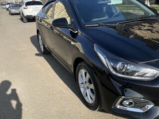 2018 Hyundai Solaris II, чёрный, 1350000 рублей, вид 1