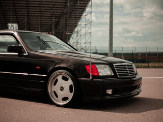 1992 Mercedes-Benz S-Класс 300 III (W140), коричневый, 15000000 рублей, вид 1