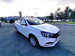 2017 Lada (ВАЗ) Vesta I, белый, 800000 рублей, вид 1