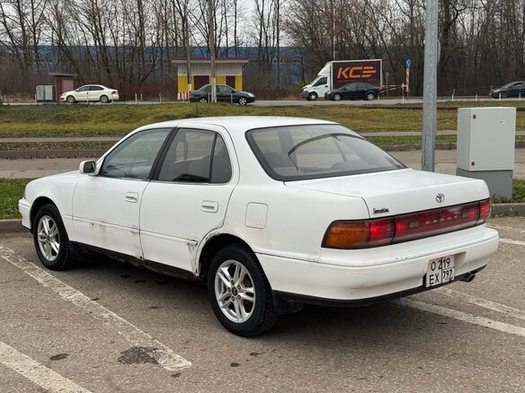 1992 Toyota Camry V30, белый - вид 4