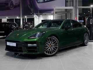 2025 Porsche Panamera 4 III, зелёный, 17815000 рублей, вид 1