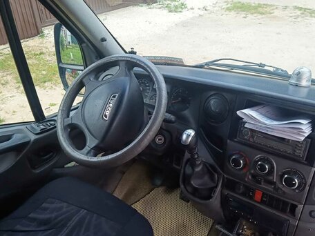 2014 Iveco Daily, голубой, 900000 рублей, вид 2