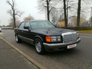 1990 Mercedes-Benz S-Класс 420 II (W126) Рестайлинг, чёрный, 1800000 рублей, вид 2