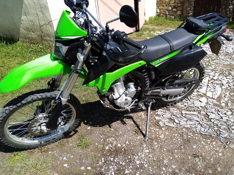 Kawasaki KLX 250 6 2012 415 000