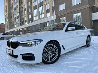 2018 BMW 5 серии 520i VII (G30/G31), белый, 3400000 рублей, вид 1