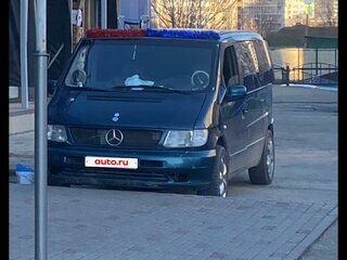 2000 Mercedes-Benz V-Класс 280 I (W638), зелёный, 350000 рублей, вид 1