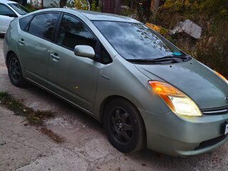 2006 Toyota Prius II Рестайлинг (XW20), зелёный, 680000 рублей, вид 1