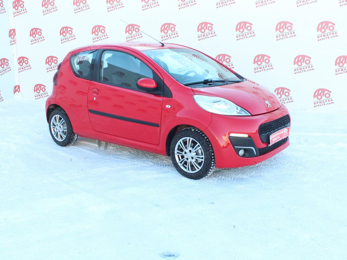 Купить б/у Peugeot 107 I Рестайлинг 2 1.0 AMT (68 л.с.) бензин робот в ...