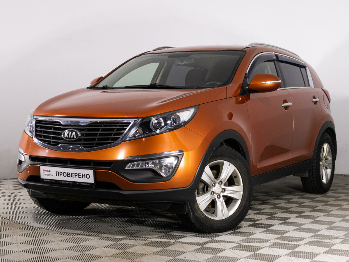 Kia Sportage оранжевая 2012