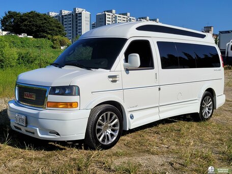 Gmc minivan deals