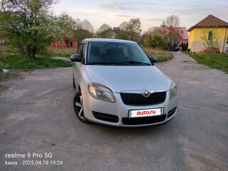 2009 Skoda Fabia II, серебристый, 480000 рублей, вид 1