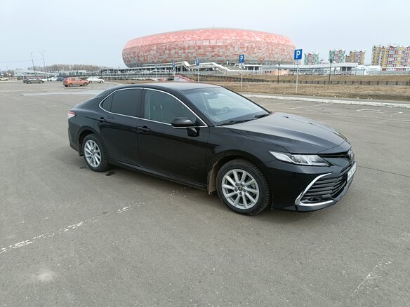 Купить б/у Toyota Camry VIII (XV70) Рестайлинг 2.0 CVT (150 л.с ...