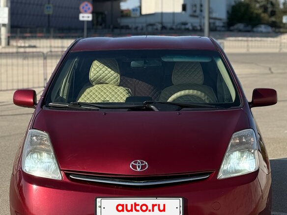 2006 Toyota Prius II Рестайлинг (XW20), красный, 720000 рублей - вид 1