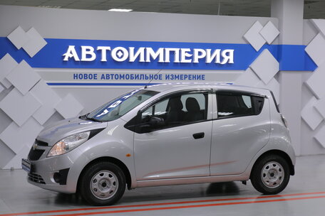 2011 Chevrolet Spark III, серебристый, 428000 рублей, вид 1