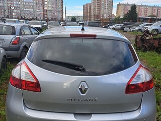 2011 Renault Megane III, серый, 390000 рублей, вид 3