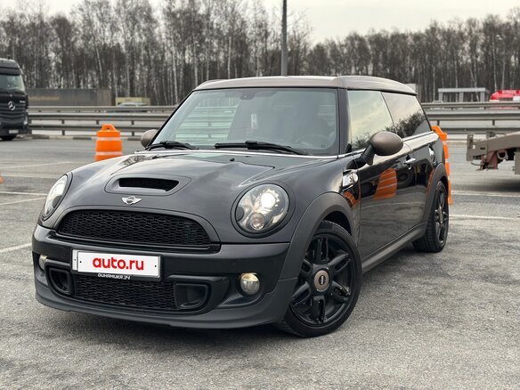 2013 Mini Clubman Cooper S I Рестайлинг, чёрный - вид 2