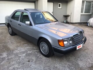 1990 Mercedes-Benz W124 230, серый, 2500000 рублей, вид 1