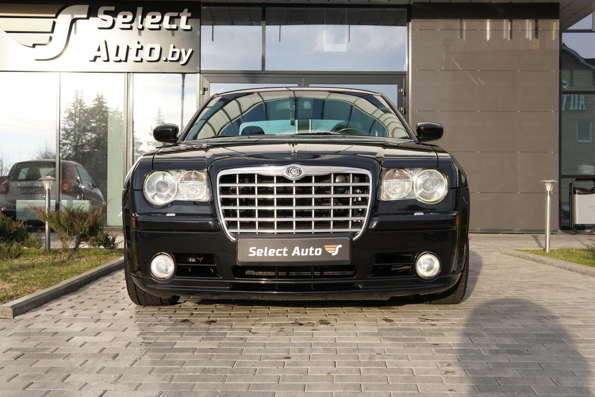 2008 Chrysler 300C SRT8 I, чёрный, 1533806 рублей - вид 1