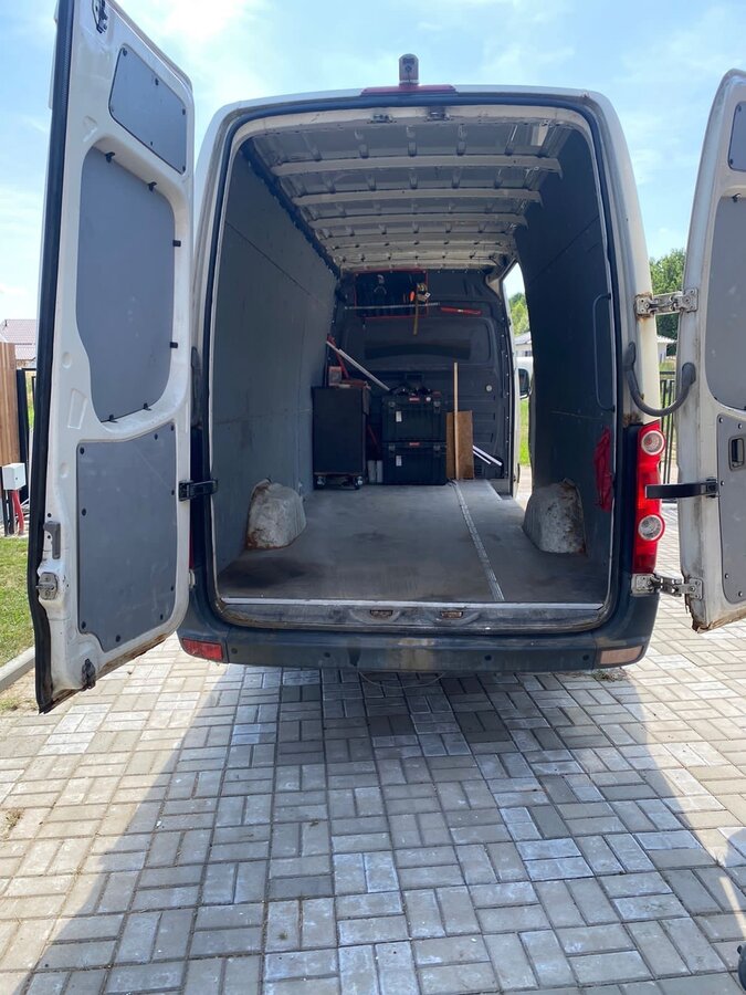 Volkswagen Crafter грузовой фургон 2008