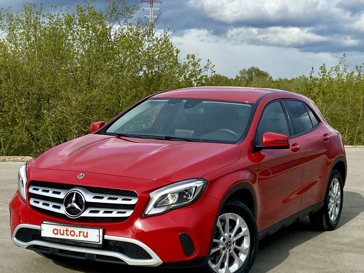 Купить б/у Mercedes-Benz GLA I (X156) Рестайлинг 250 2.0 AMT (211 л.с ...