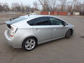 2011 Toyota Prius III (XW30), серебристый, 1299000 рублей - вид 3